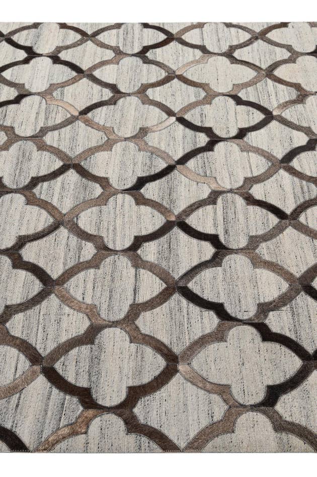 Detail image of 5' x 8' Cowhide - Patchwork Rug