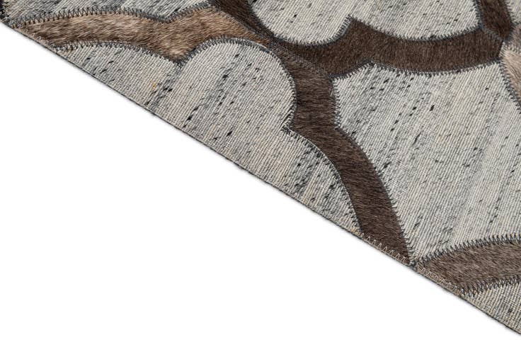 Detail image of 5' x 8' Cowhide - Patchwork Rug