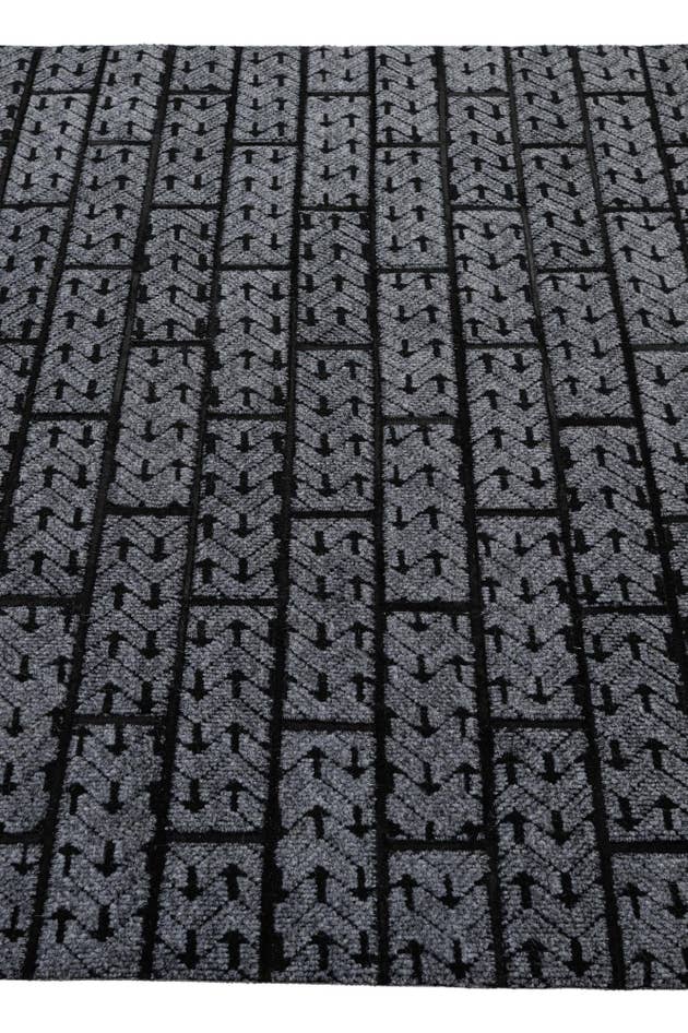 Detail image of 5' 1 x 7' 10 Cowhide - Patchwork Rug