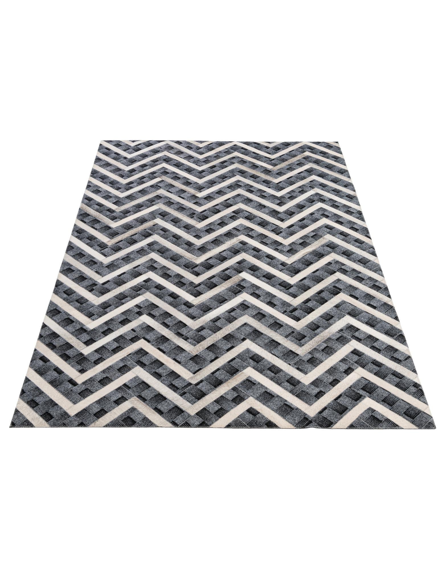 4' 11 x 7' 11 Cowhide - Patchwork Rug