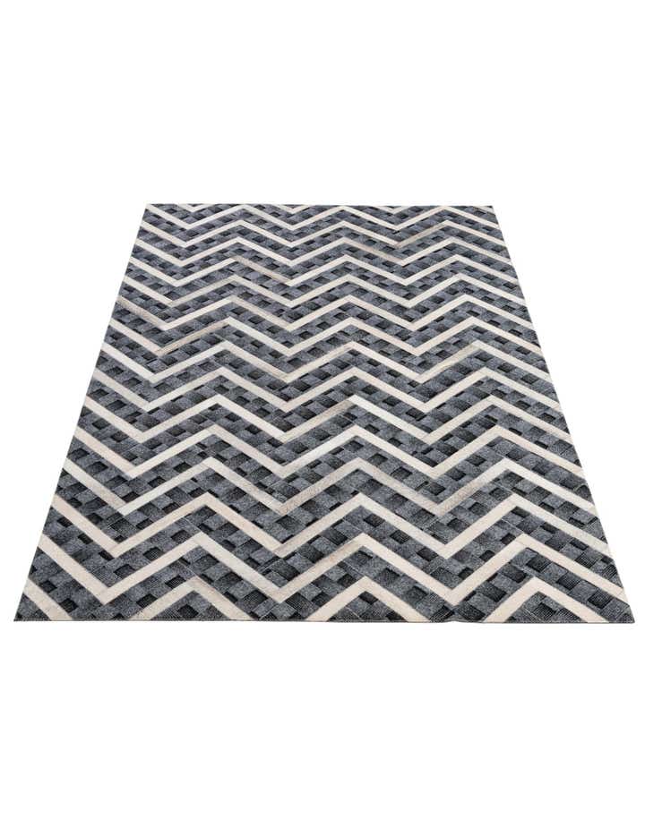 4' 11 x 7' 11 Cowhide - Patchwork Rug
