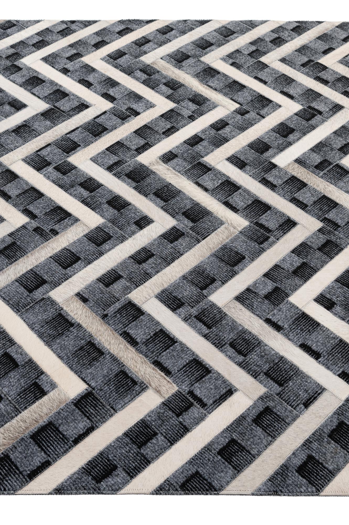 4' 11 x 7' 11 Cowhide - Patchwork Rug