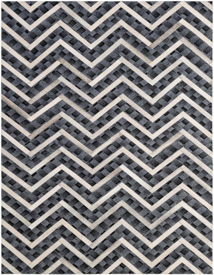 Detail image of 4' 11 x 7' 11 Cowhide - Patchwork Rug