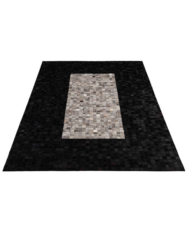 Detail image of 5' x 7' 11 Cowhide - Patchwork Rug