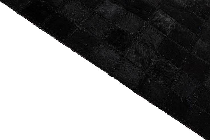 Detail image of 5' x 7' 11 Cowhide - Patchwork Rug