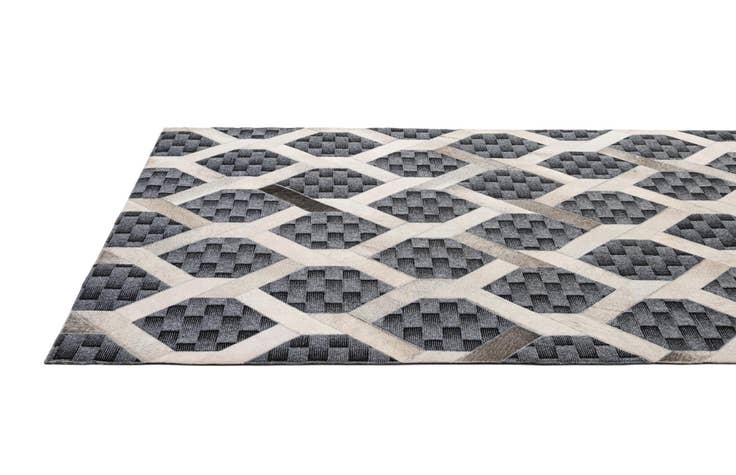 Detail image of 5' 4 x 7' 10 Cowhide - Patchwork Rug