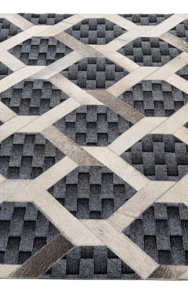 Detail image of 5' 4 x 7' 10 Cowhide - Patchwork Rug