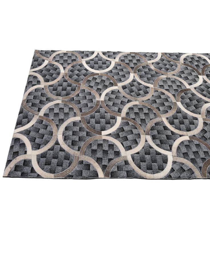 Detail image of 4' 11 x 8' Cowhide - Patchwork Rug