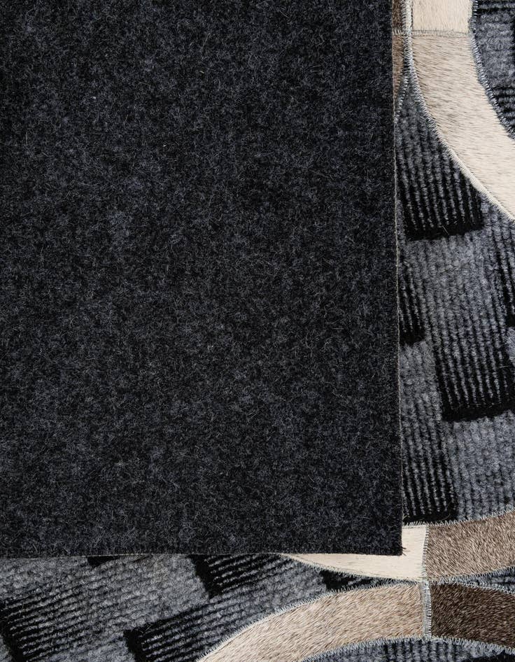 Detail image of 4' 11 x 8' Cowhide - Patchwork Rug