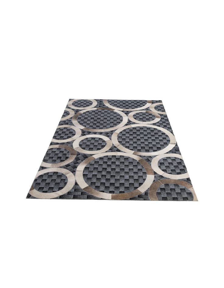 Detail image of 5' 1 x 7' 11 Cowhide - Patchwork Rug