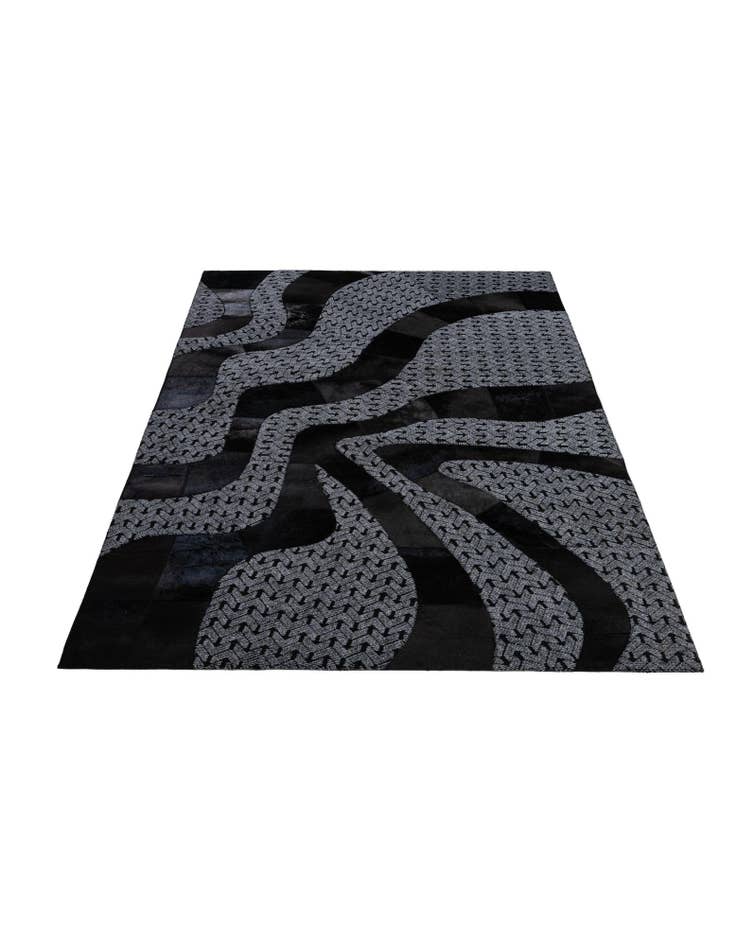 Detail image of 5' x 8' 1 Cowhide - Patchwork Rug