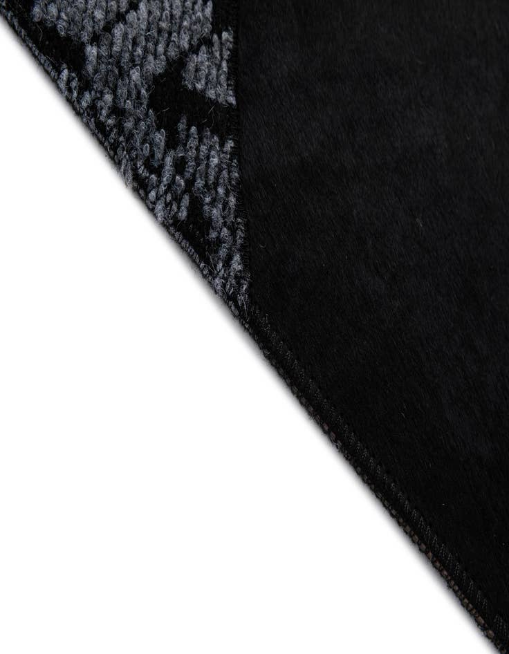 Detail image of 5' x 8' 1 Cowhide - Patchwork Rug