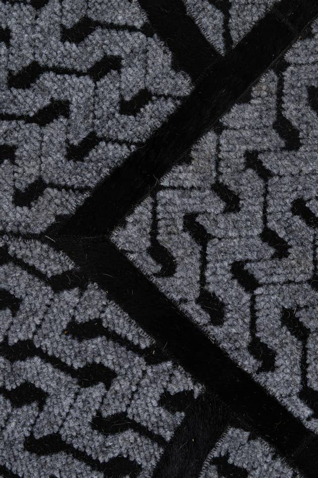 Detail image of 5' 1 x 8' 1 Cowhide - Patchwork Rug
