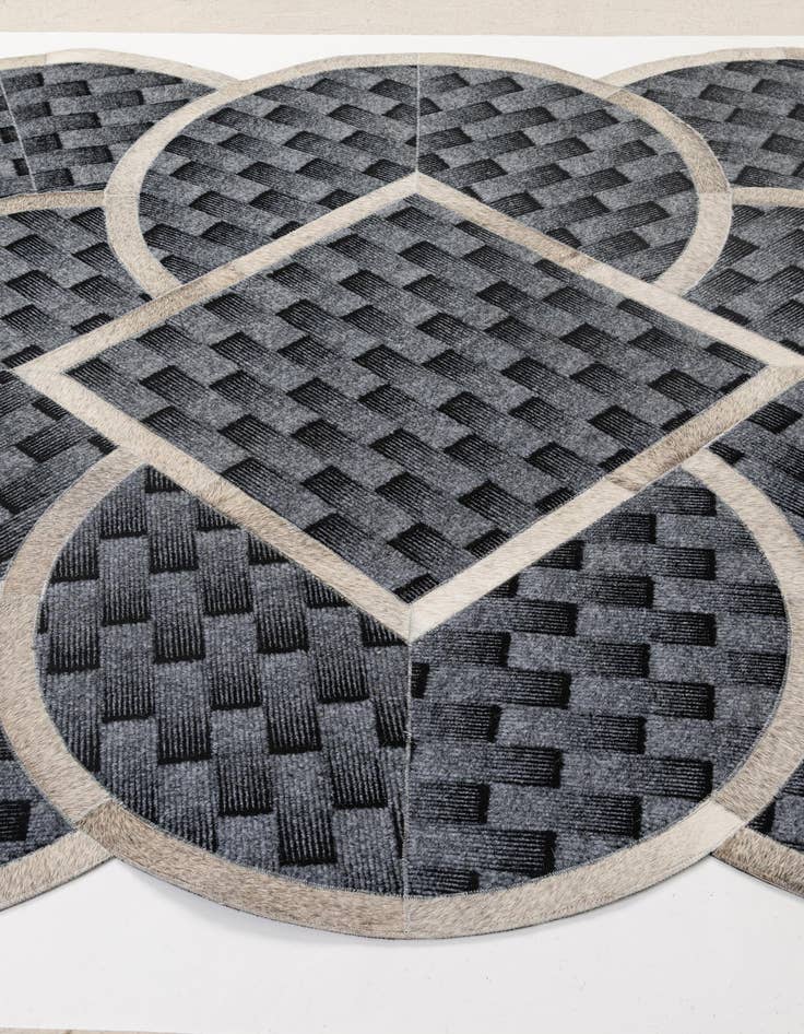 Detail image of 5' x 8' Cowhide - Patchwork Rug