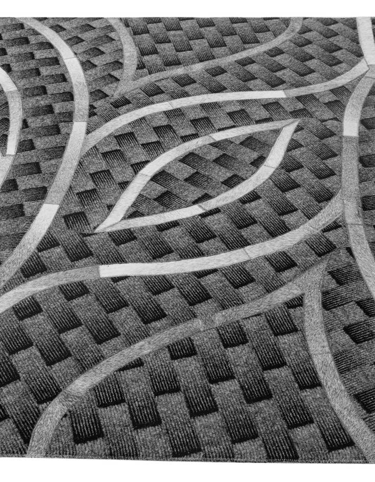 Detail image of 4' 11 x 8' Cowhide - Patchwork Rug