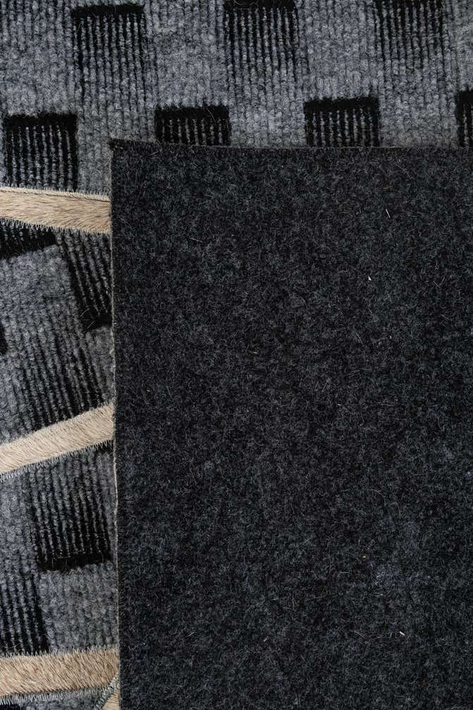 5' 2 x 8' Cowhide - Patchwork Rug