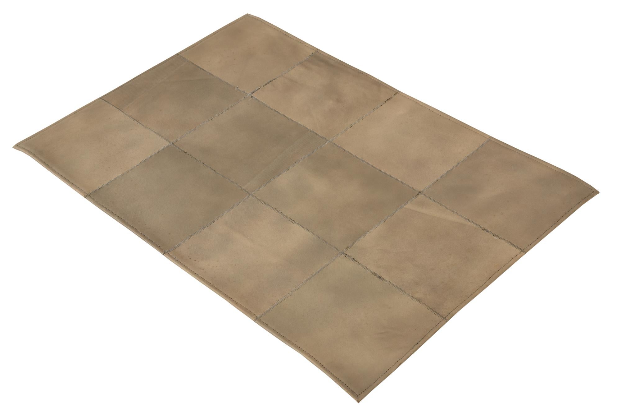 2' 1 x 3' 1 Cowhide Leather Rug