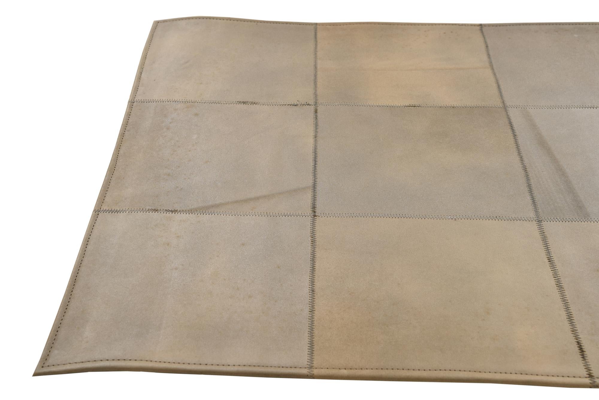 2' 1 x 3' 1 Cowhide Leather Rug