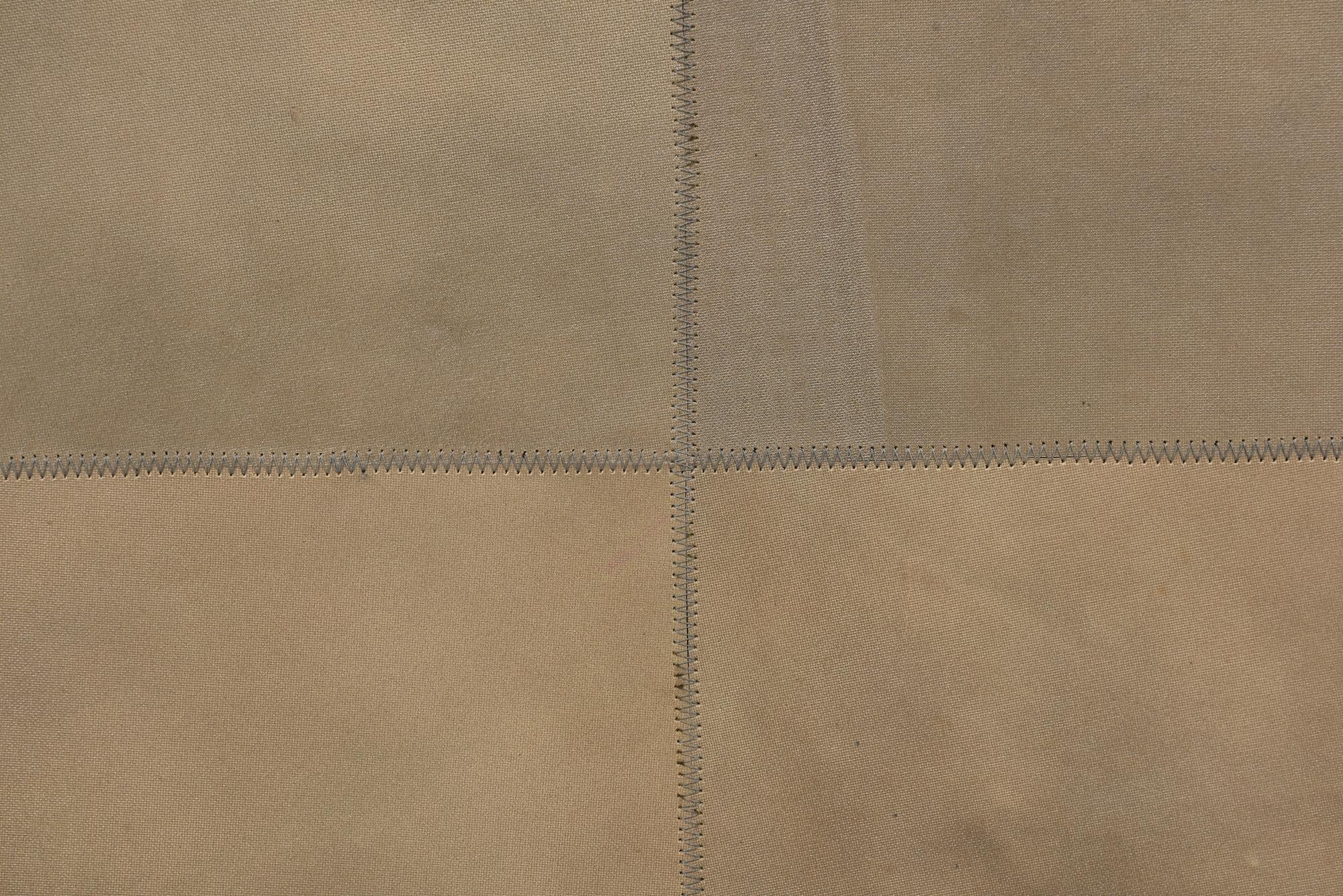 2' 1 x 3' 1 Cowhide Leather Rug