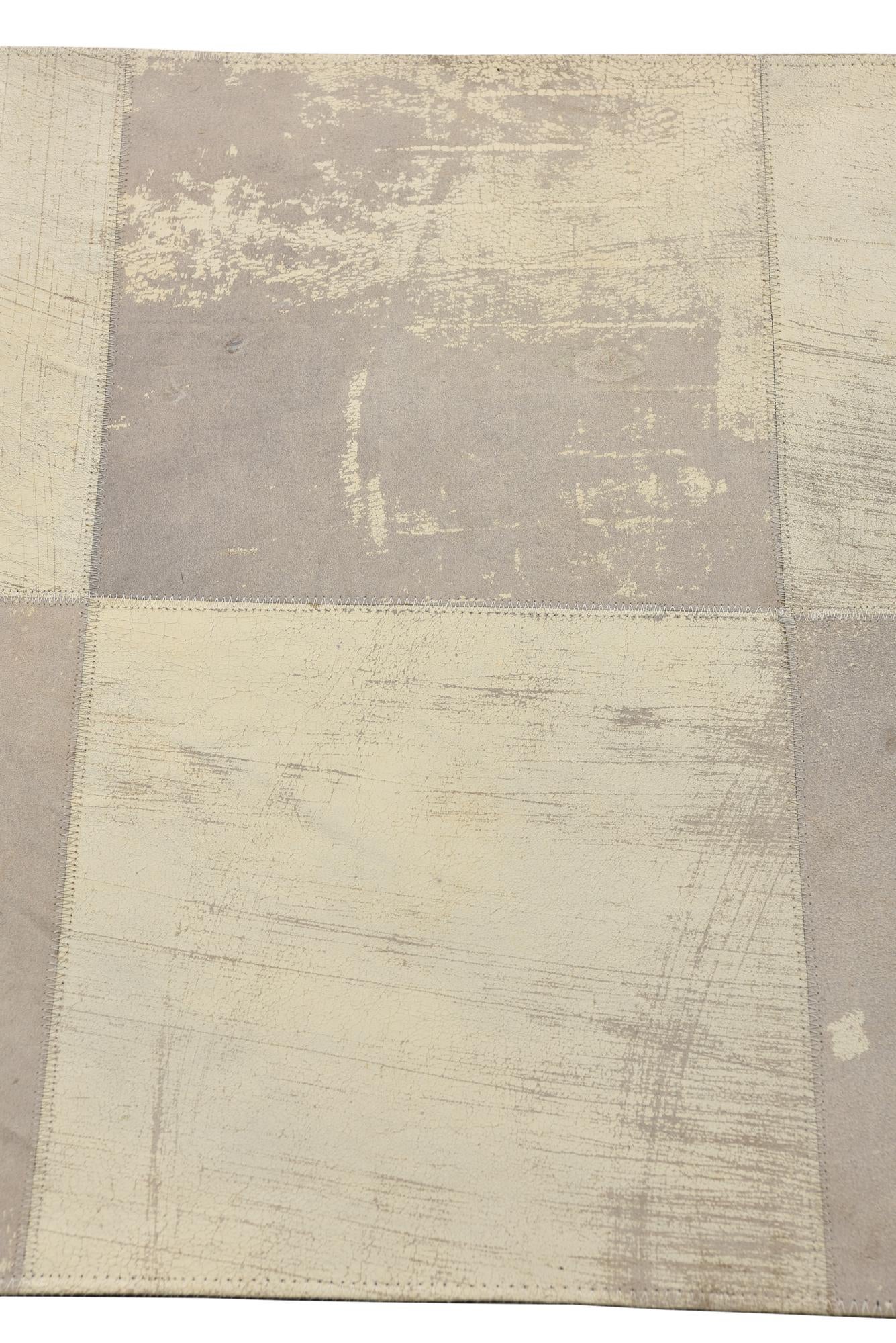 2' x 3' Cowhide Leather Rug