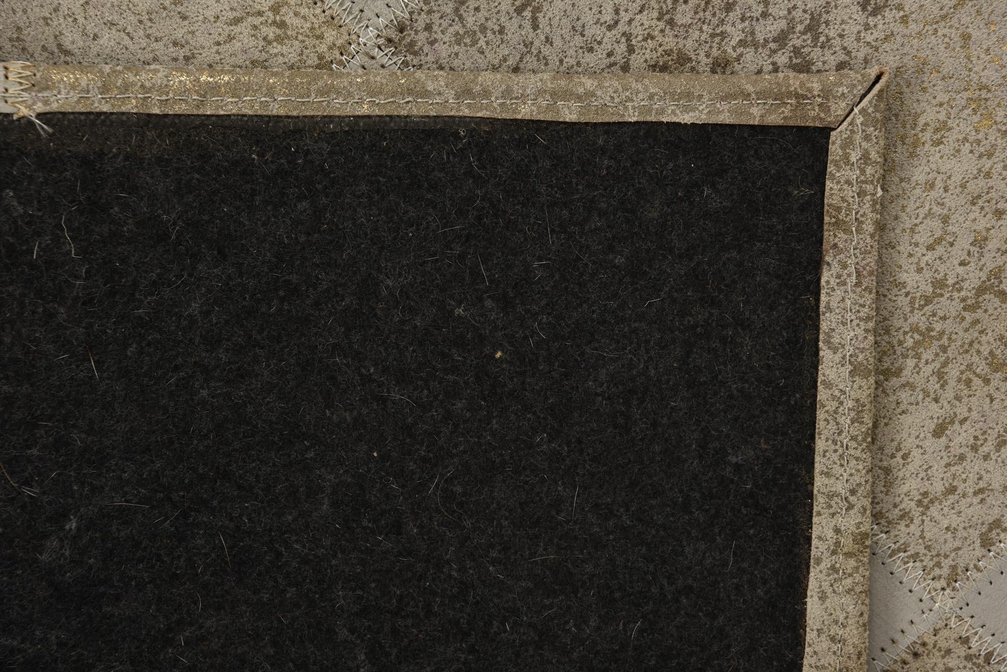 2' 1 x 3' 1 Cowhide Leather Rug