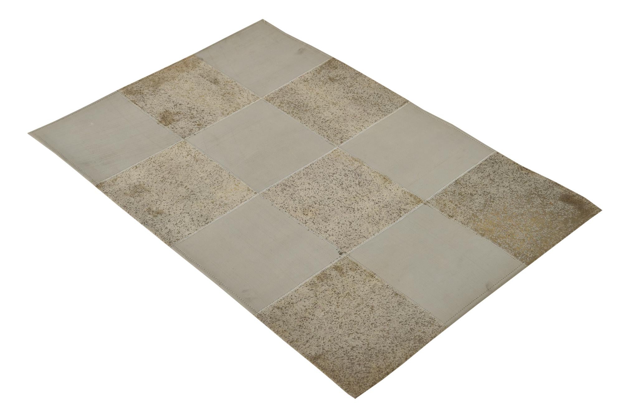 2' 1 x 3' 1 Cowhide Leather Rug