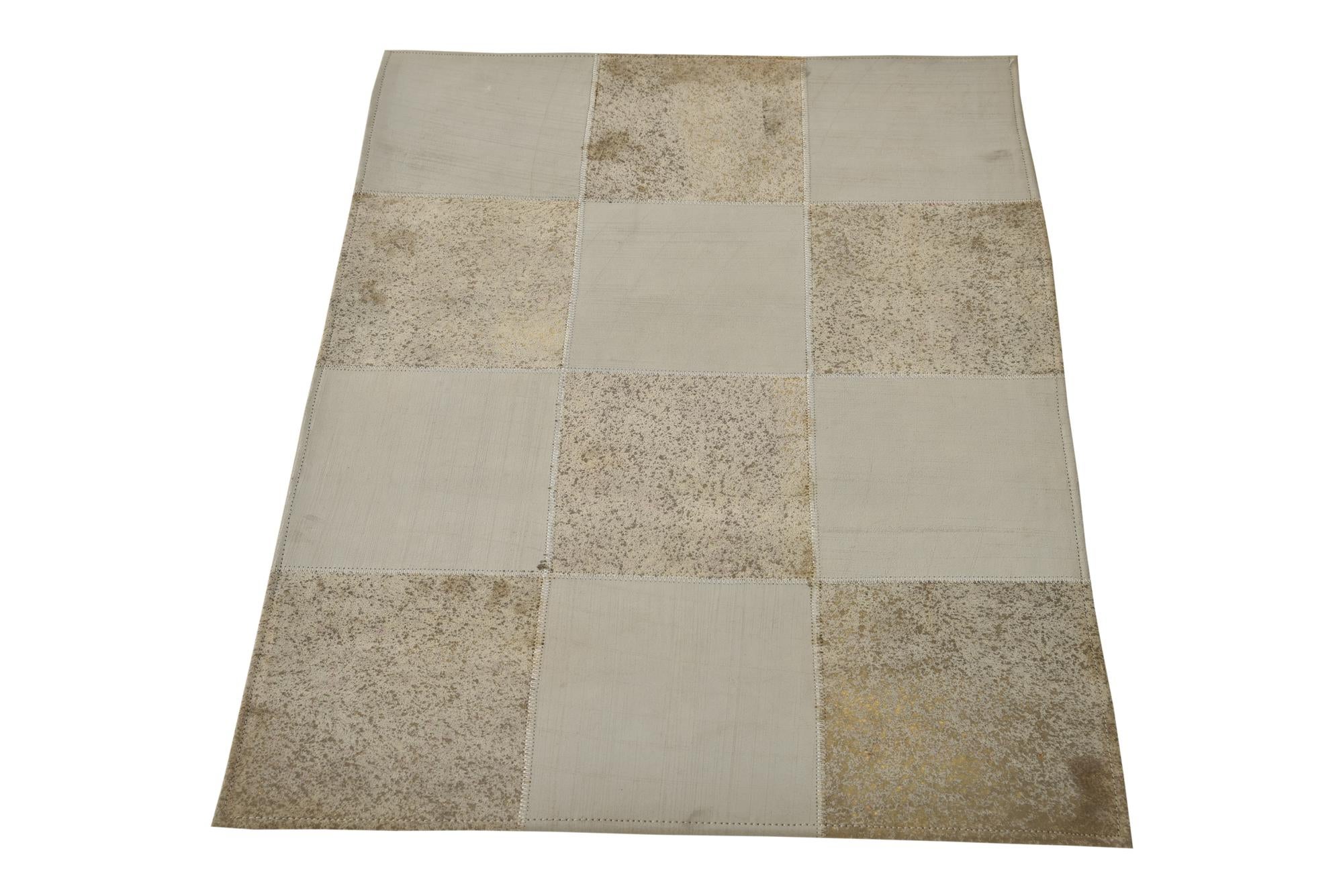 2' 1 x 3' 1 Cowhide Leather Rug