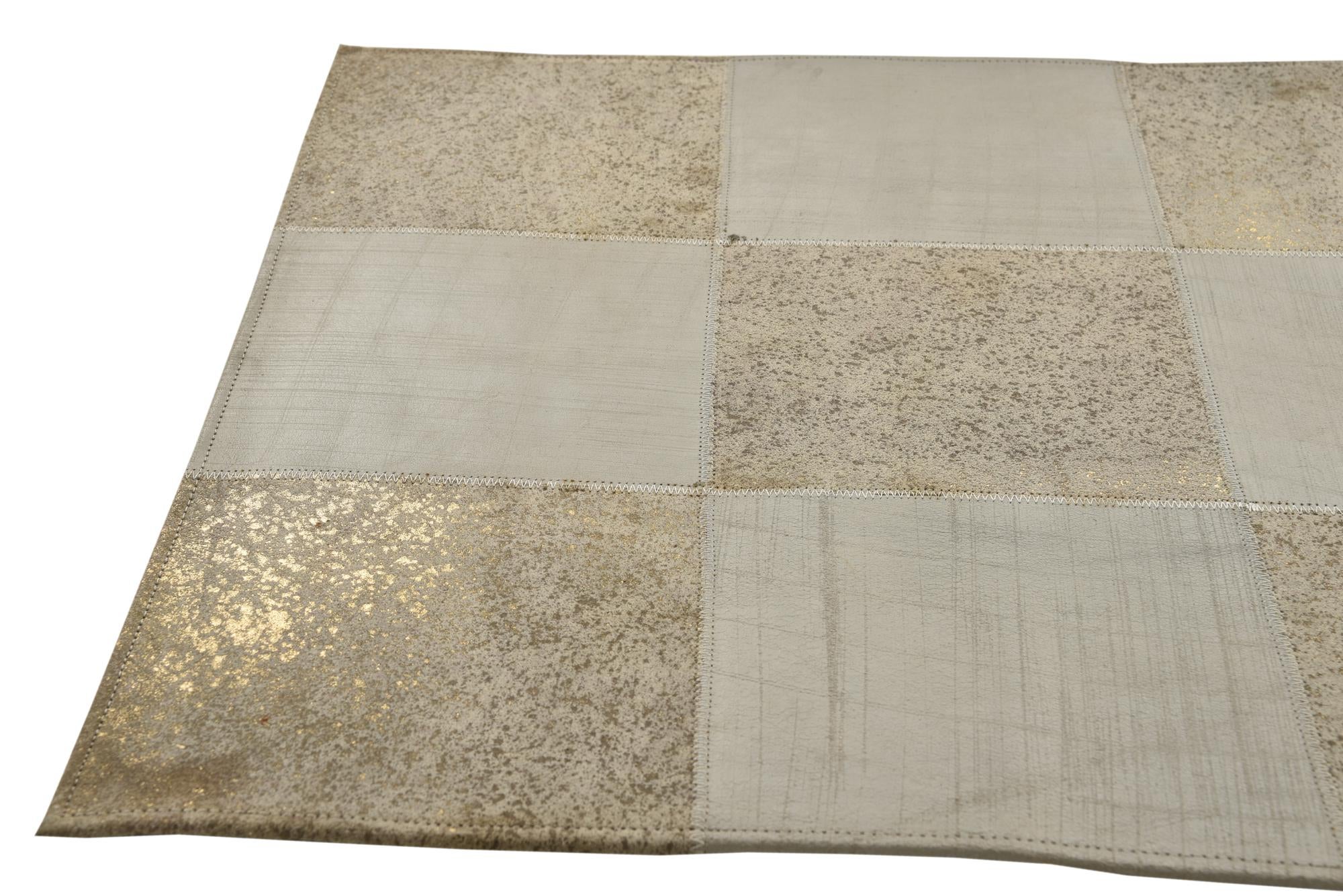 2' 1 x 3' 1 Cowhide Leather Rug