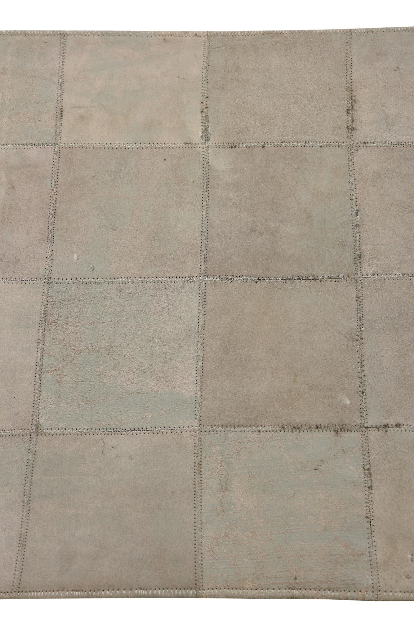 2' x 3' Cowhide Leather Rug
