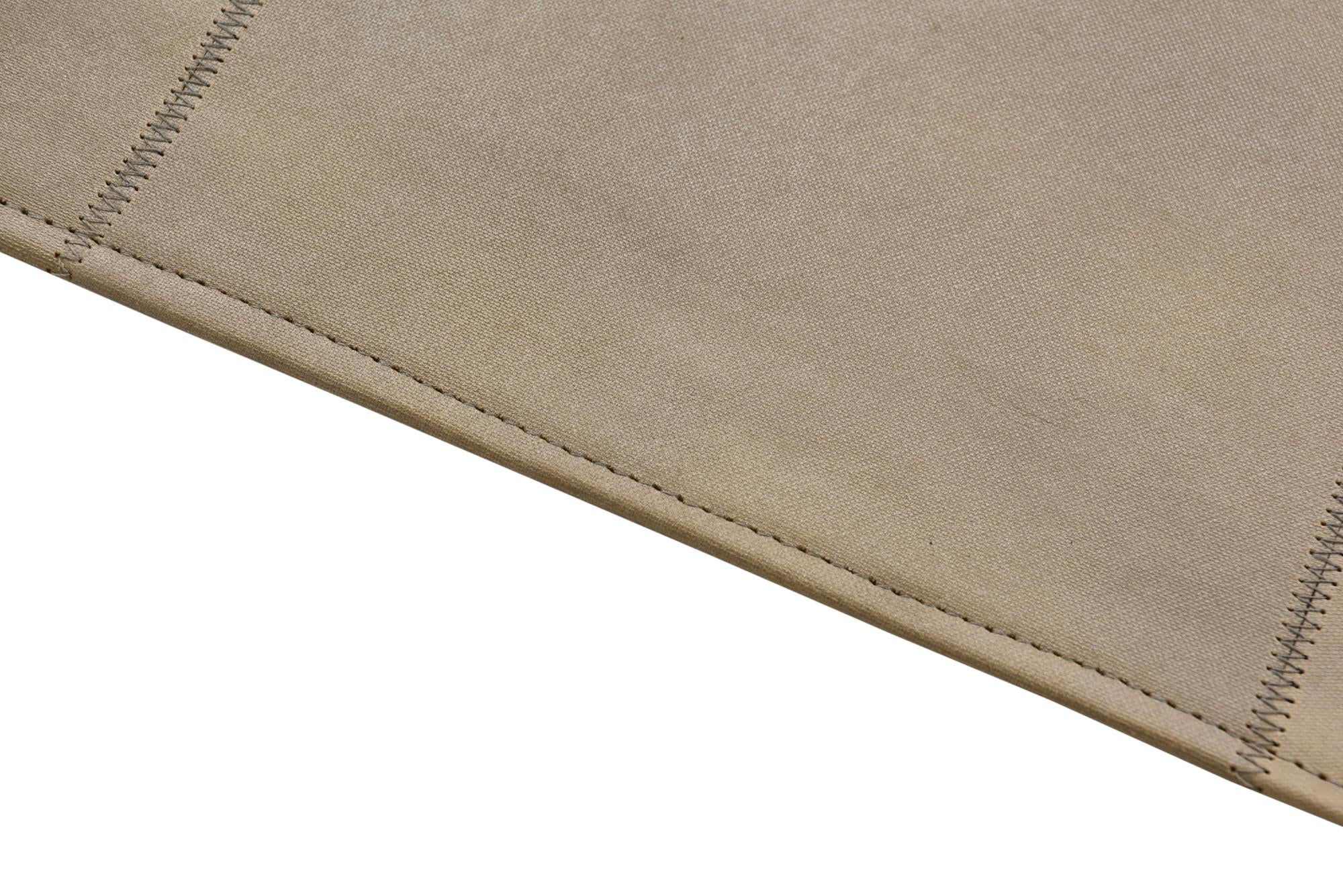 2' 1 x 3' 1 Cowhide Leather Rug