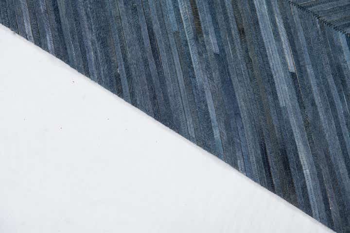 5' 2 x 8' Cowhide Leather Rug