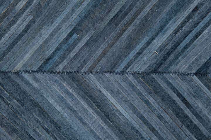 5' 2 x 8' Cowhide Leather Rug