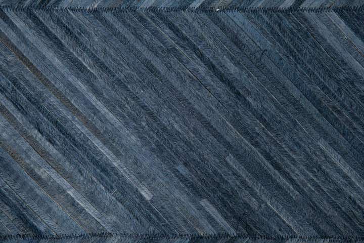 5' 2 x 8' Cowhide Leather Rug