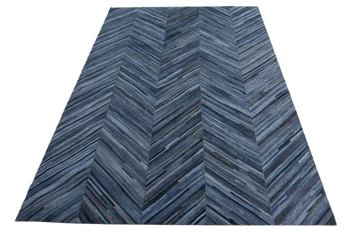 5' 4 x 8' Cowhide Leather Rug