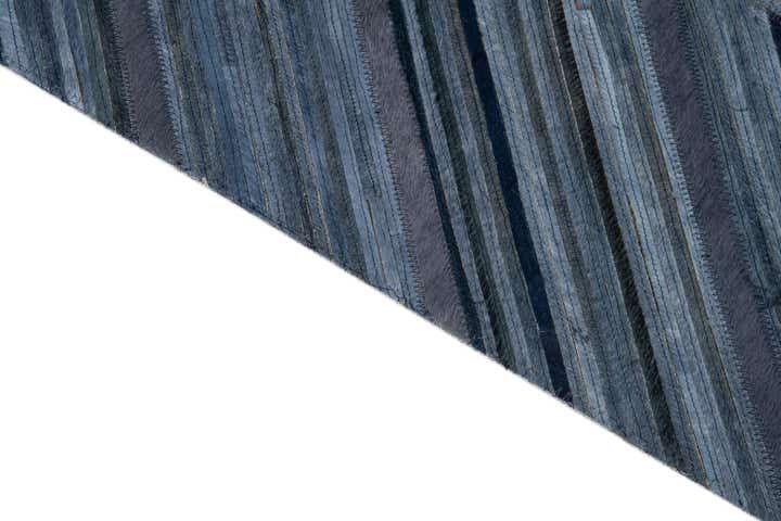 5' 4 x 8' Cowhide Leather Rug