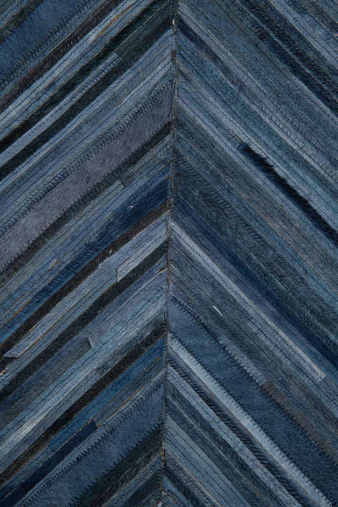 5' 4 x 8' Cowhide Leather Rug