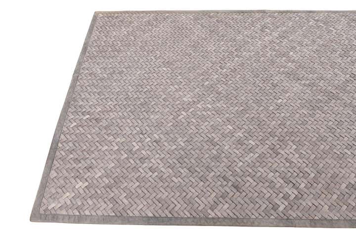 4' x 6' Cowhide Leather Rug