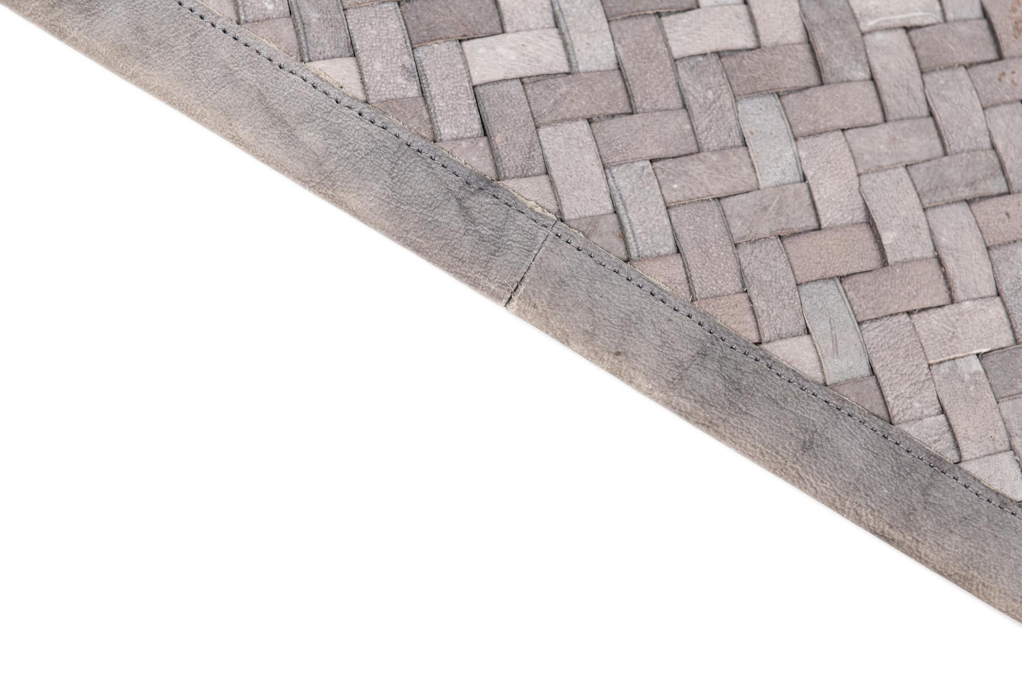4' x 6' Cowhide Leather Rug
