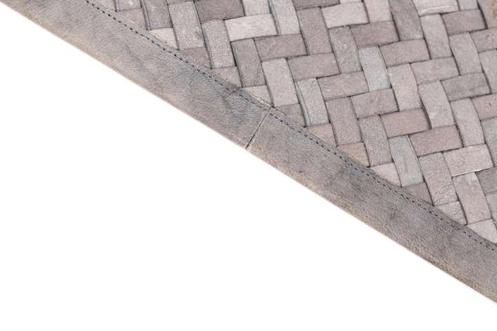 4' x 6' Cowhide Leather Rug