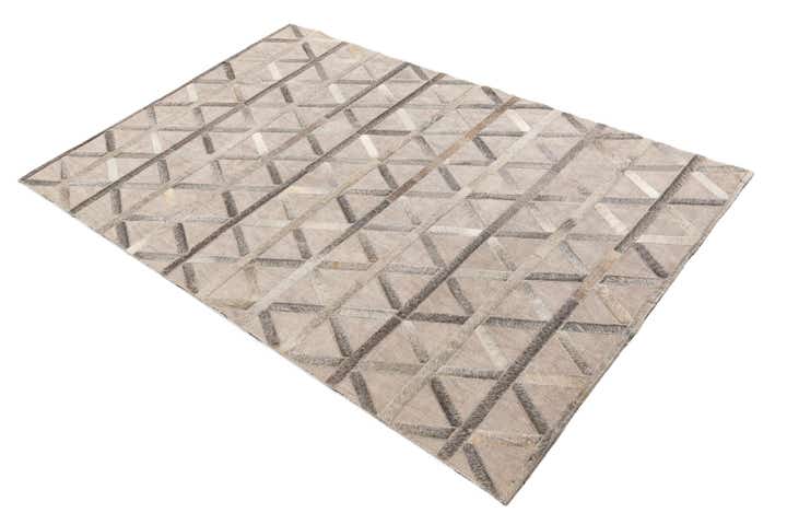 3' 10 x 5' 10 Cowhide Leather Rug