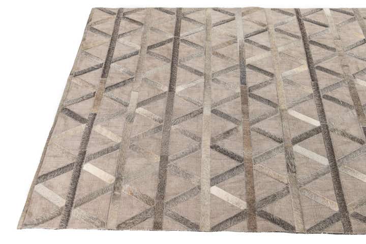 3' 10 x 5' 10 Cowhide Leather Rug