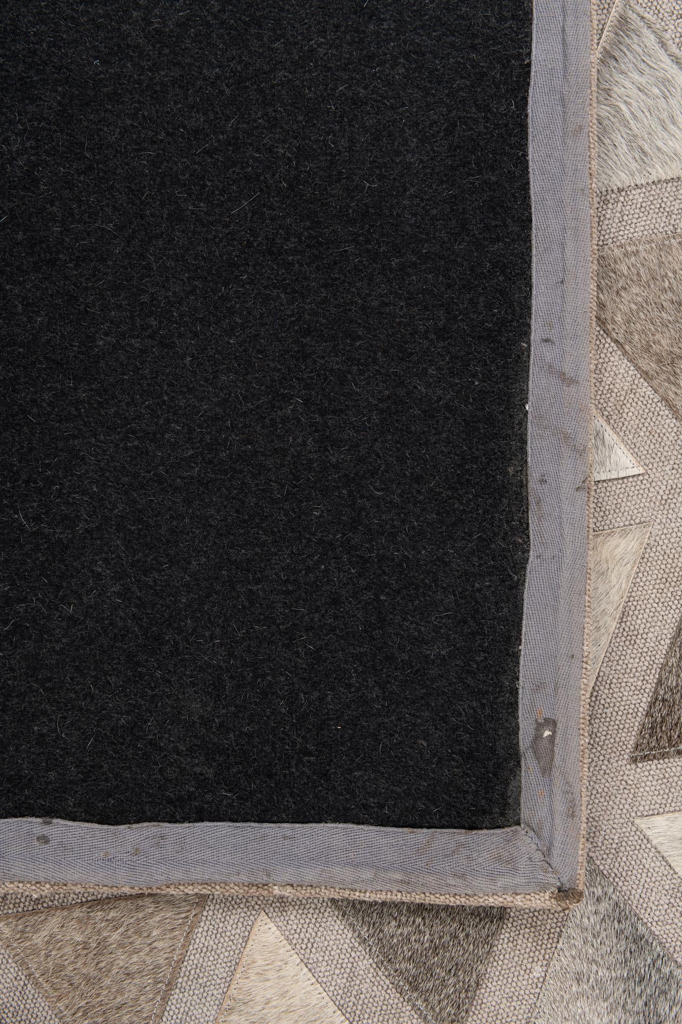 4' x 5' 10 Cowhide Leather Rug