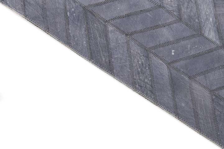 3' 8 x 5' 5 Cowhide Leather Rug