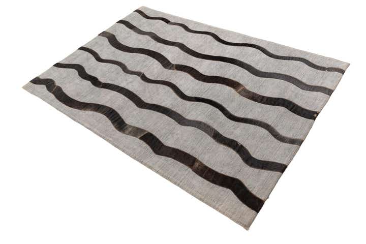 4' x 5' 7 Cowhide Leather Rug