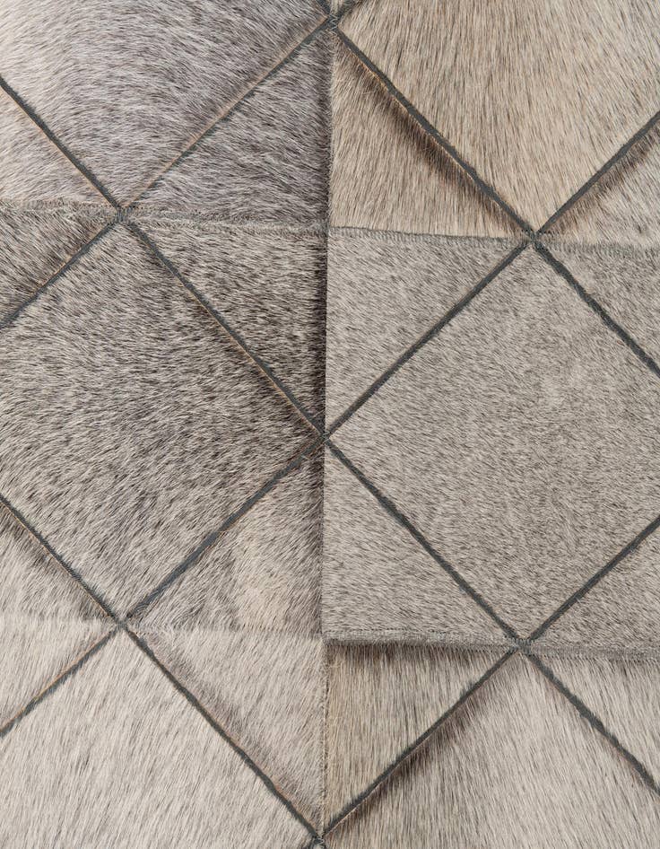 Detail image of 4' x 5' 10 Cowhide Leather Rug