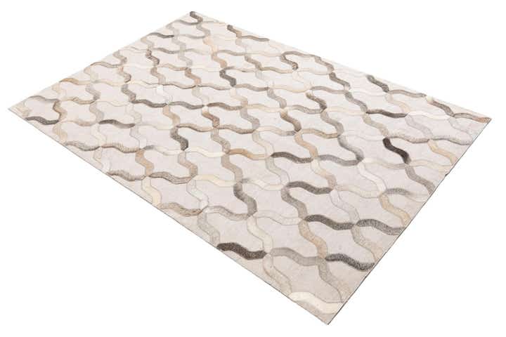 4' x 5' 8 Cowhide Leather Rug