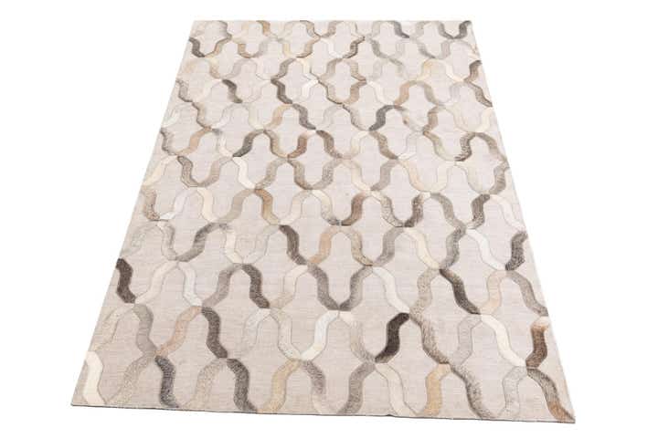 4' x 5' 8 Cowhide Leather Rug