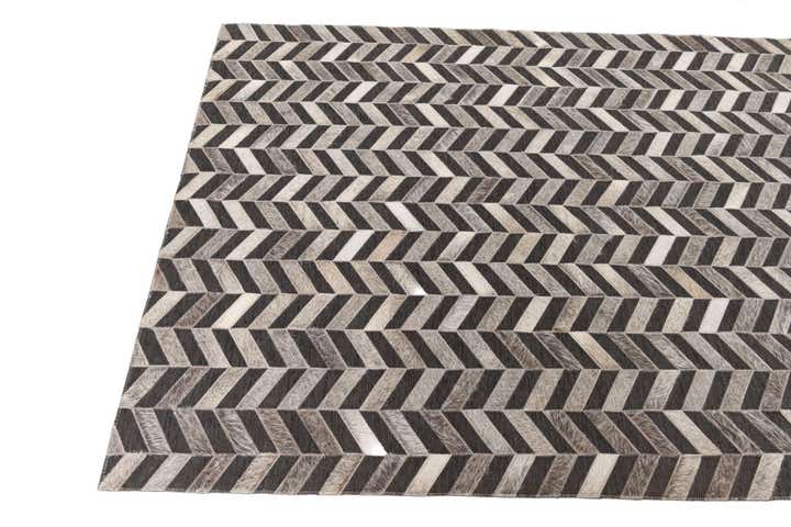 4' x 5' 5 Cowhide Leather Rug