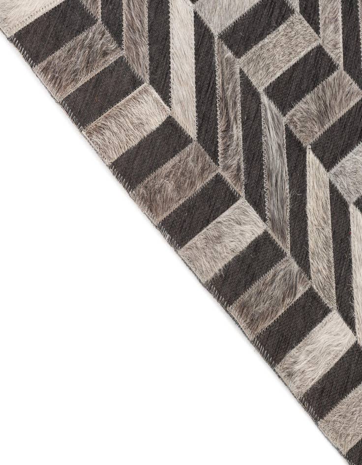 Detail image of 4' x 5' 5 Cowhide Leather Rug