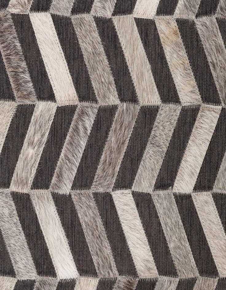 Detail image of 4' x 5' 5 Cowhide Leather Rug